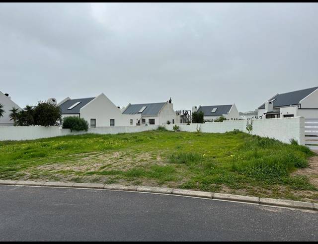 LAND FOR SALE IN HARBOUR LIGHTS